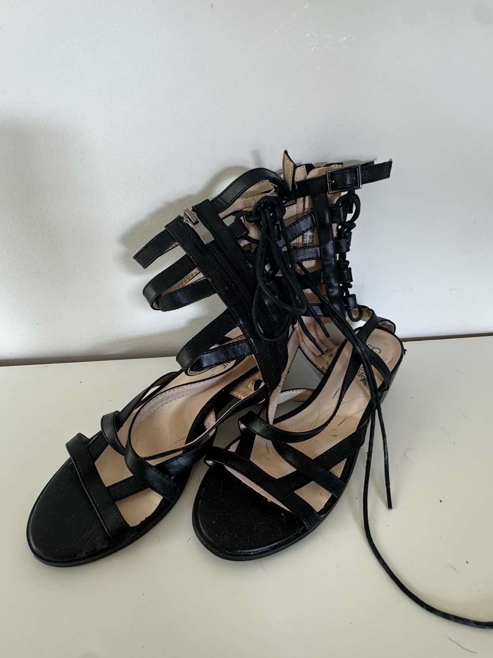 New Catherine Malandrino Black Gladiator Sandals Lace Up Strappy Block Heel 6.5